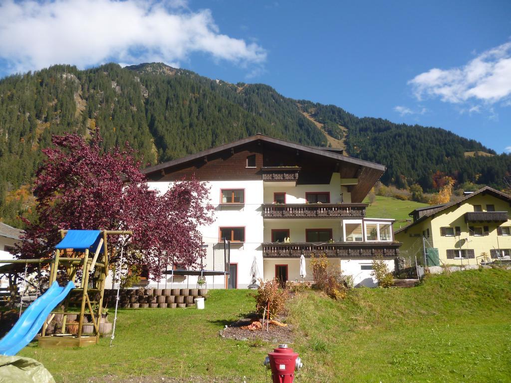 Haus Ausserbach ガシュルン エクステリア 写真